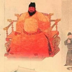 皇帝：把这个算命拖出去斩了！算命先生：有本事你再等我19天！