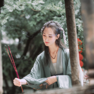 积阴德和做阳善有何不同？多积阴德福报大！