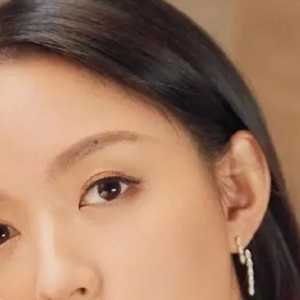 身上有暗财痣的人，偏财运好，即使工作一般也会有额外收入！